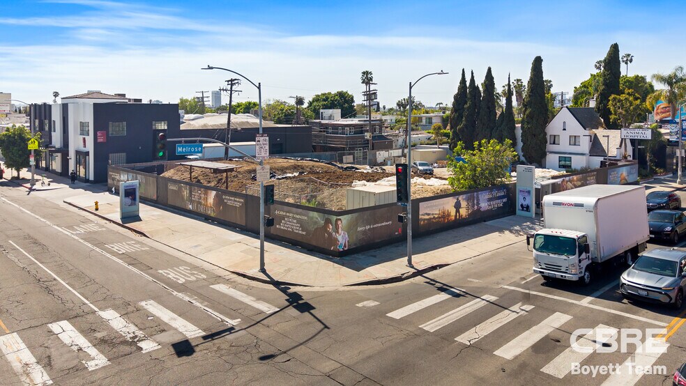 7100-7110 Melrose Ave, Los Angeles, CA à vendre - Photo de l’immeuble – Image 2 sur 15