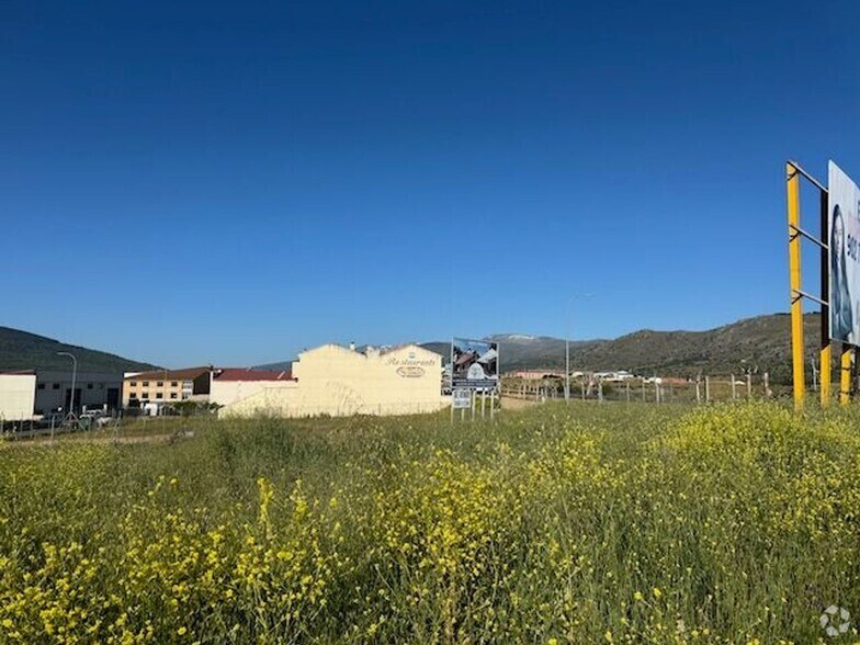 Avenida Francisco Mateos Rodríguez, 52, El Barco de Ávila, Ávila à vendre - Photo de l’immeuble – Image 3 sur 6