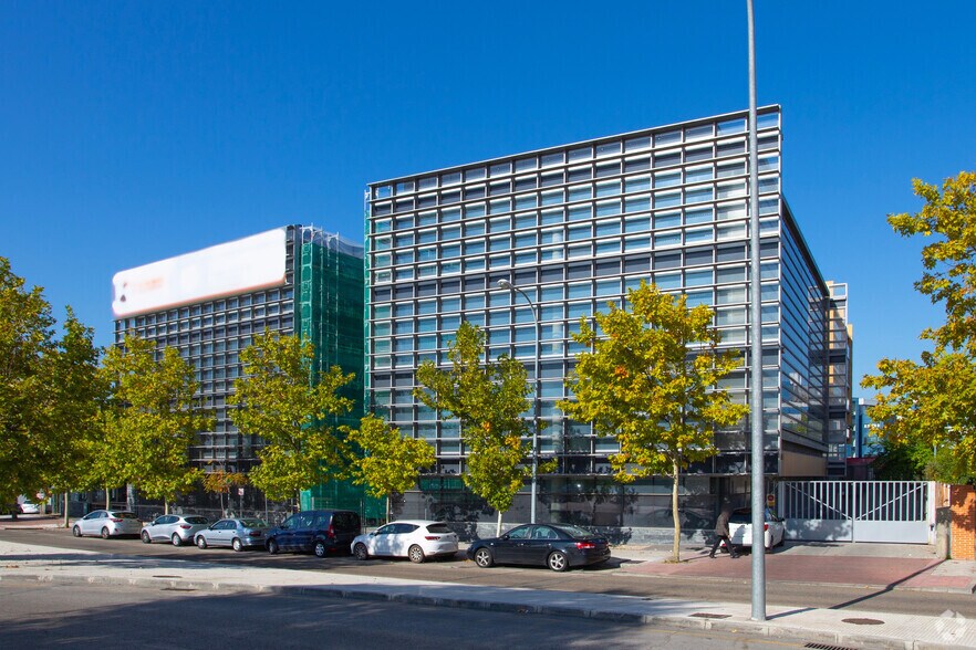 Calle De Huelva, 16, Alcobendas, Madrid à vendre - Photo principale – Image 1 sur 13