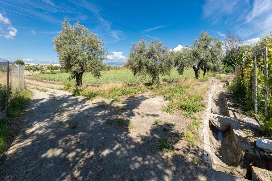 Calle Ramal del Río, Cúllar Vega, Granada à vendre - Photo de l’immeuble – Image 3 sur 23