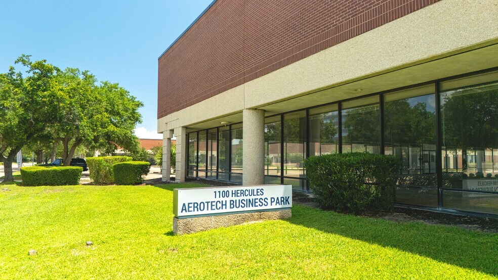 1100 Hercules Ave, Houston, TX à louer - Photo de l’immeuble – Image 3 sur 8