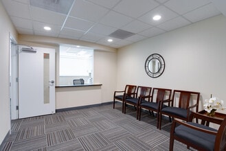 3541-3543 W Braddock Rd, Alexandria, VA à louer Photo intérieure– Image 2 sur 7