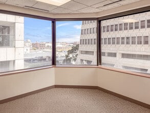 601 Montgomery St, San Francisco, CA à louer Photo intérieure– Image 1 sur 4
