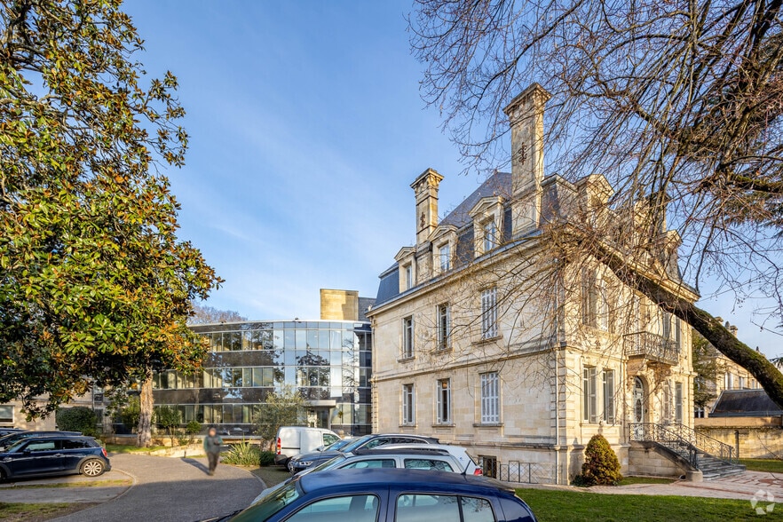 81 Boulevard Pierre 1er, Le Bouscat à louer - Photo de l’immeuble – Image 2 sur 12