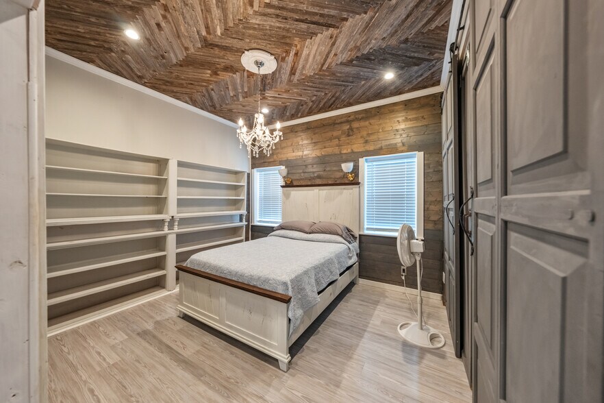 2683 Old Highway Rd, Inez, TX à vendre - Photo de l’immeuble – Image 3 sur 13