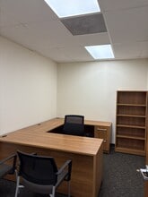 6800 Jericho Tpke, Syosset, NY à louer Photo intérieure– Image 2 sur 5