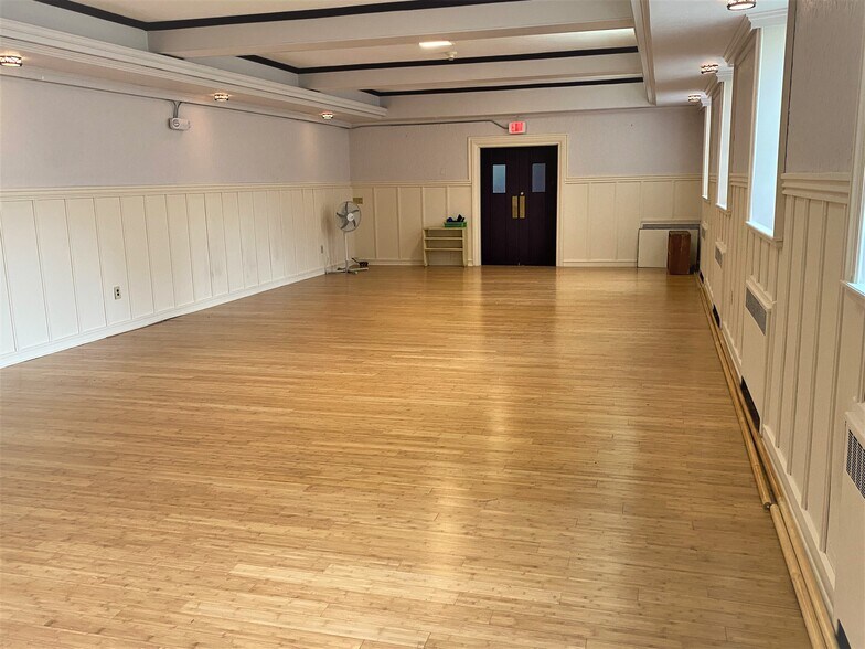 355 Franklin St, Melrose, MA à louer - Photo intérieure – Image 3 sur 4