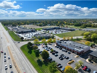 Plus de détails pour 713-751 S Perryville Rd, Rockford, IL - Bureau/Local commercial, Local commercial à louer