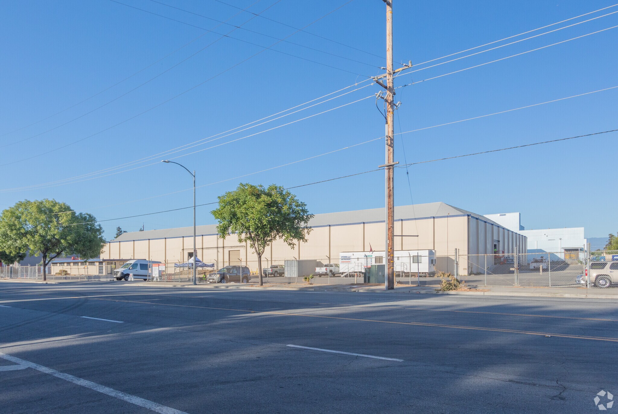 615 N King Rd, San Jose, CA à louer Photo principale– Image 1 sur 6