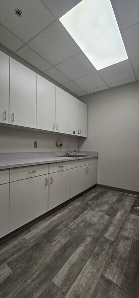 7640 Sylvania Ave, Sylvania, OH à louer - Photo de l’immeuble – Image 3 sur 10