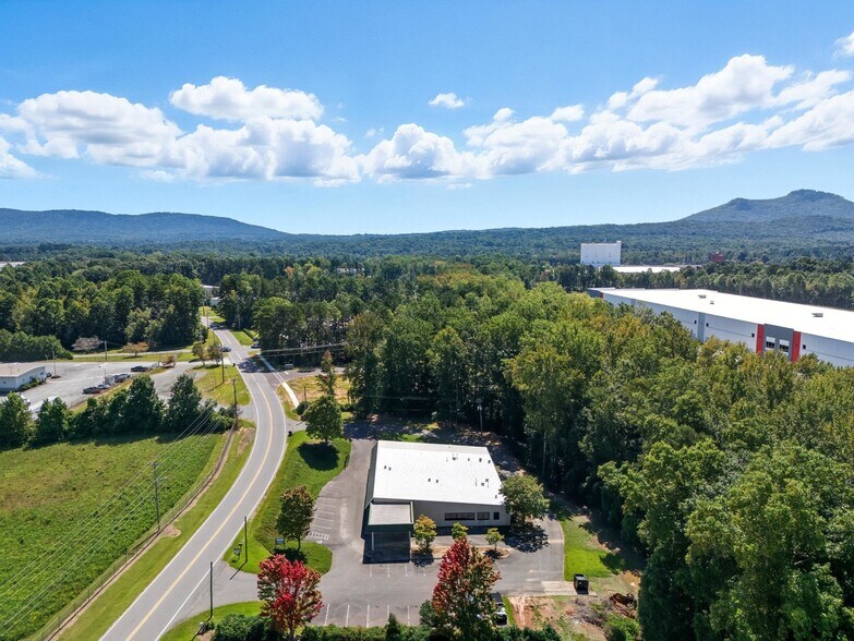 508-514 Canterbury Rd, Kings Mountain, NC à vendre - Photo de l’immeuble – Image 3 sur 46