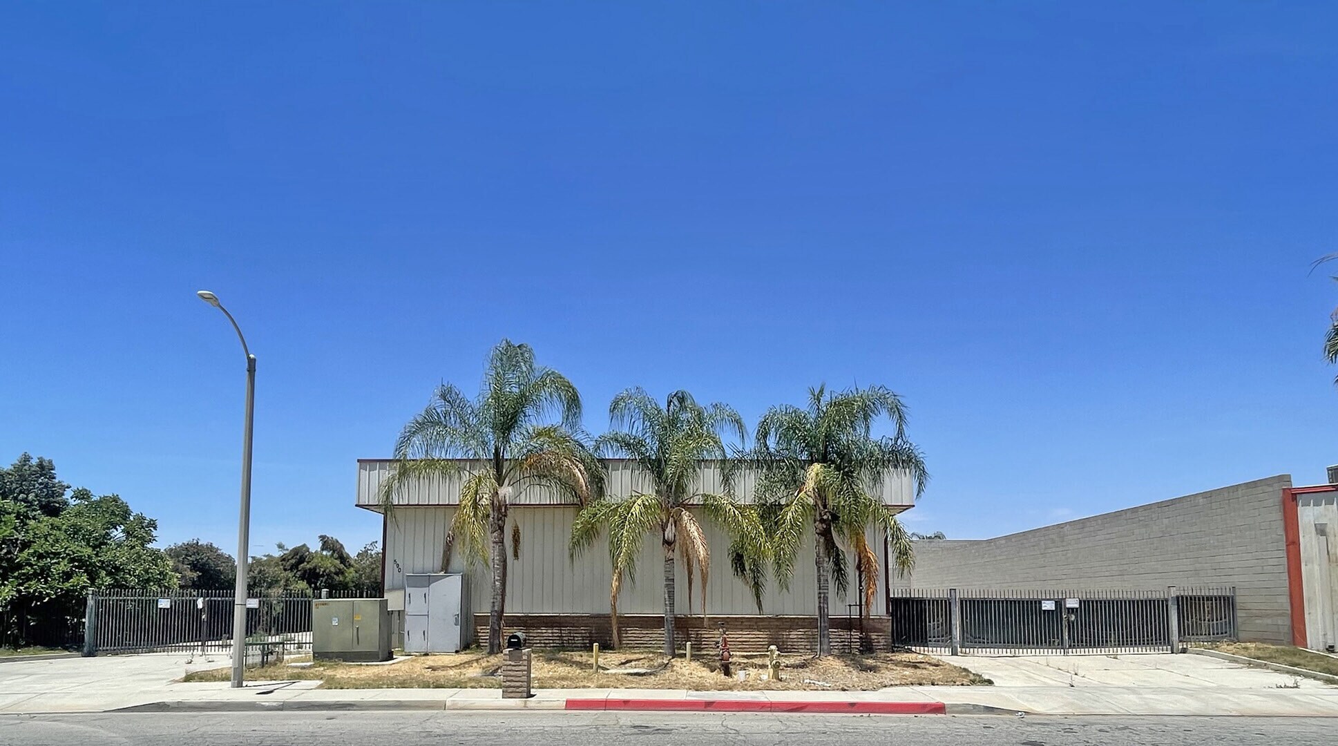 590 S Grand Ave, San Jacinto, CA à vendre Photo de l’immeuble– Image 1 sur 18