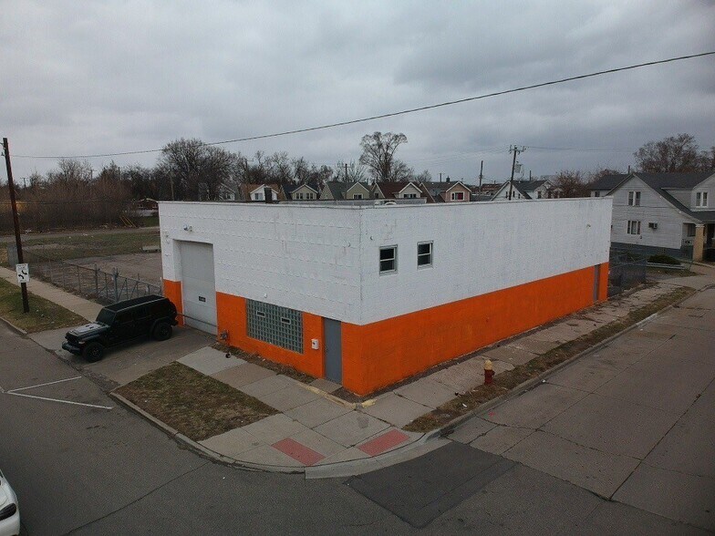 17154-17196 Conant St, Hamtramck, MI à louer - Photo de l’immeuble – Image 2 sur 7