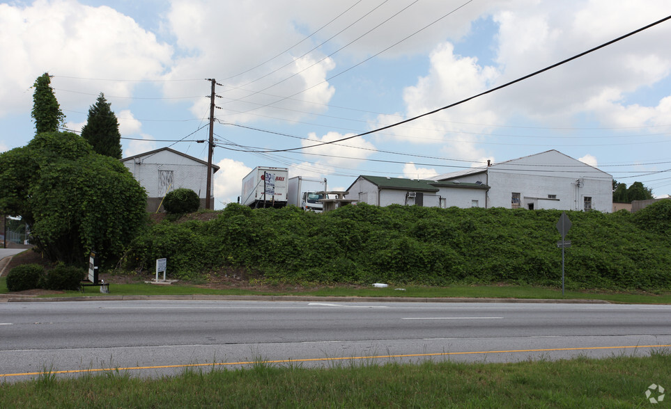 4851 Highway 85, Forest Park, GA à louer - Photo de l’immeuble – Image 3 sur 5