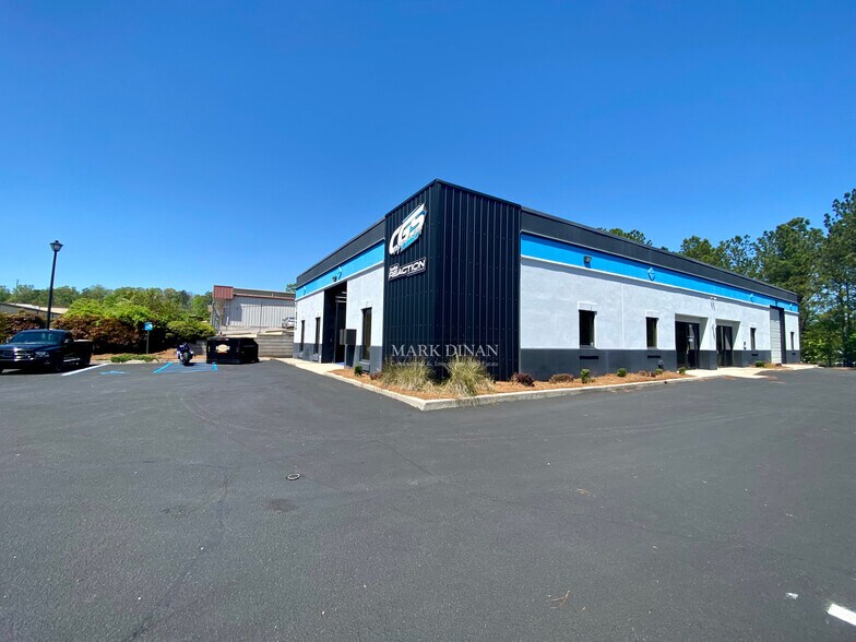 102 Hilltop Dr, Pelham, AL à louer - Photo de l’immeuble – Image 1 sur 14
