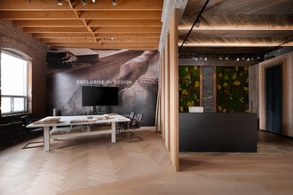 287 Macpherson Ave, Toronto, ON à louer Photo intérieure– Image 2 sur 12