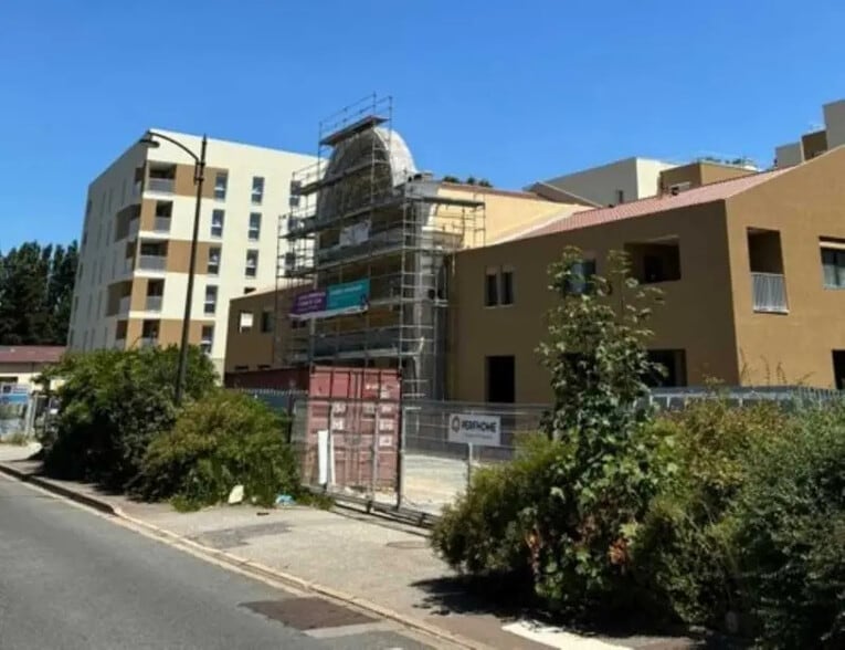 Local commercial dans Gleizé à vendre - Photo de la construction – Image 2 sur 9