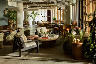 Plus de détails pour 1515 E Cesar Chavez St, Austin, TX - Coworking à louer