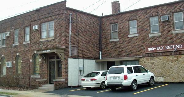 942 N Main St, Akron, OH à louer - Photo de l’immeuble – Image 3 sur 17