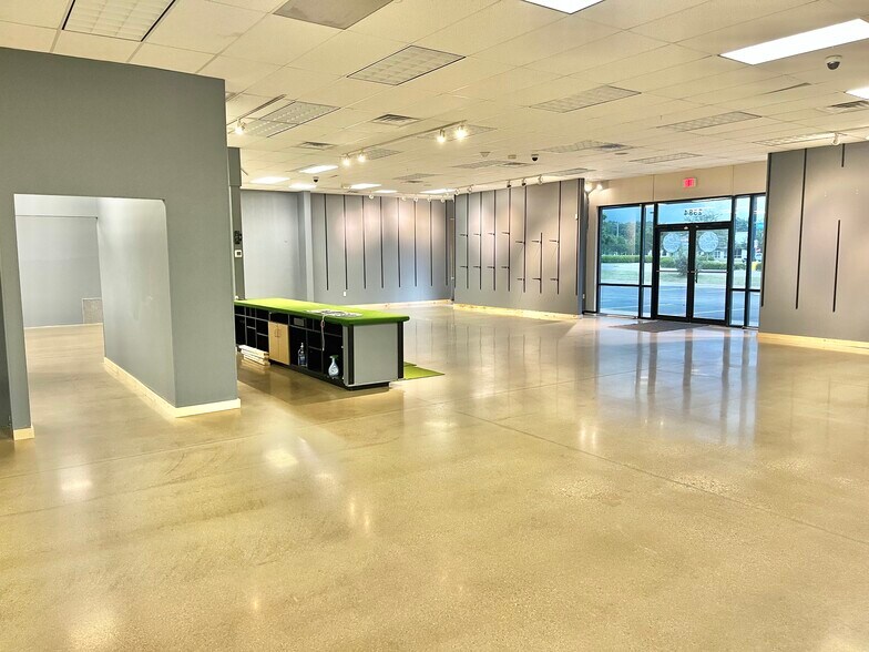 2580 - 2596 Walton Blvd blvd, Warsaw, IN à louer - Photo de l’immeuble – Image 2 sur 5