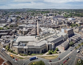 Kingsgate Shopping Centre, Huddersfield, WYK - VUE AÉRIENNE  vue de carte