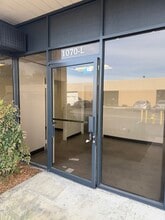 1070 E Dominguez St, Carson, CA à louer Autre– Image 2 sur 4