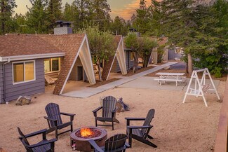 Plus de détails pour 560 Edgemoor Rd, Big Bear Lake, CA - Hôtellerie à vendre