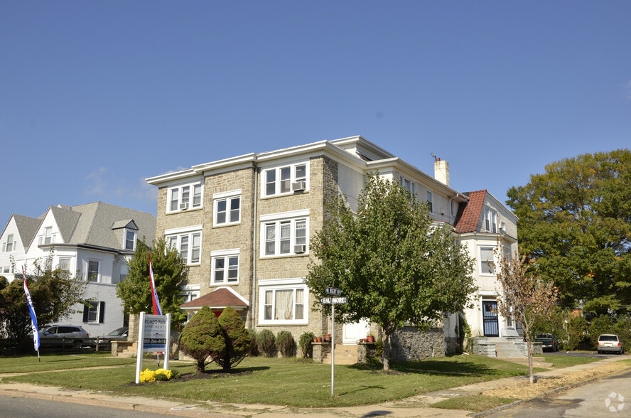 89 E Baltimore Ave, Lansdowne, PA à vendre - Photo principale – Image 1 sur 5