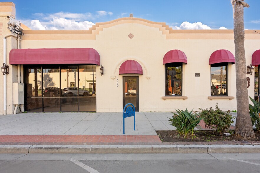 309-311 N Tremont St, Oceanside, CA à louer - Photo de l’immeuble – Image 2 sur 8