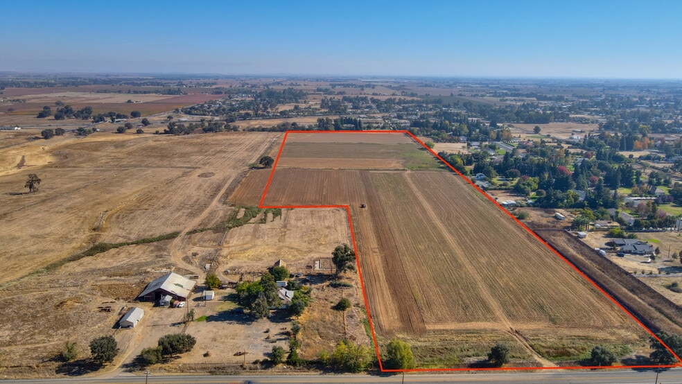 26572 Lower Sacramento rd, Galt, CA à vendre - Photo principale – Image 1 sur 1