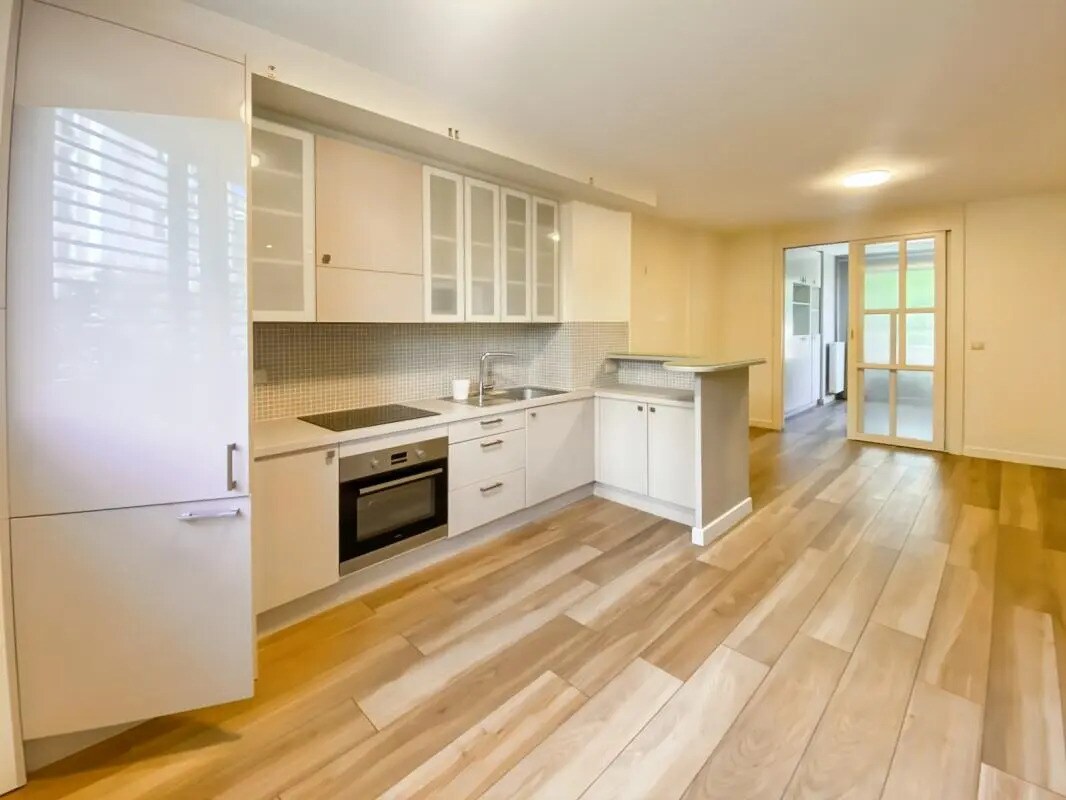 Bureau dans Paris à louer Photo de l’immeuble– Image 1 sur 6