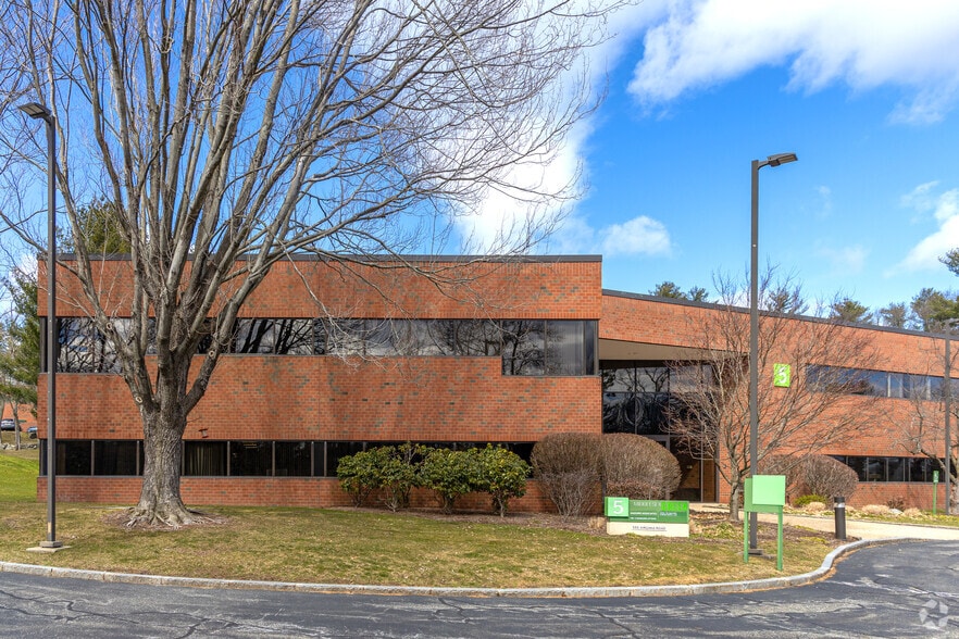 521 Virginia Rdg, Concord, MA à louer - Photo principale – Image 2 sur 20