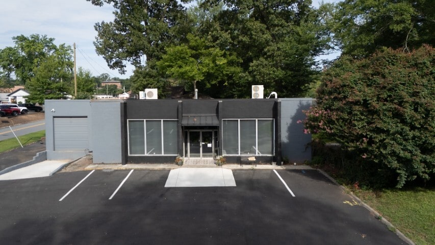 51 Austin Ave NE, Marietta, GA à vendre - Photo de l’immeuble – Image 3 sur 39