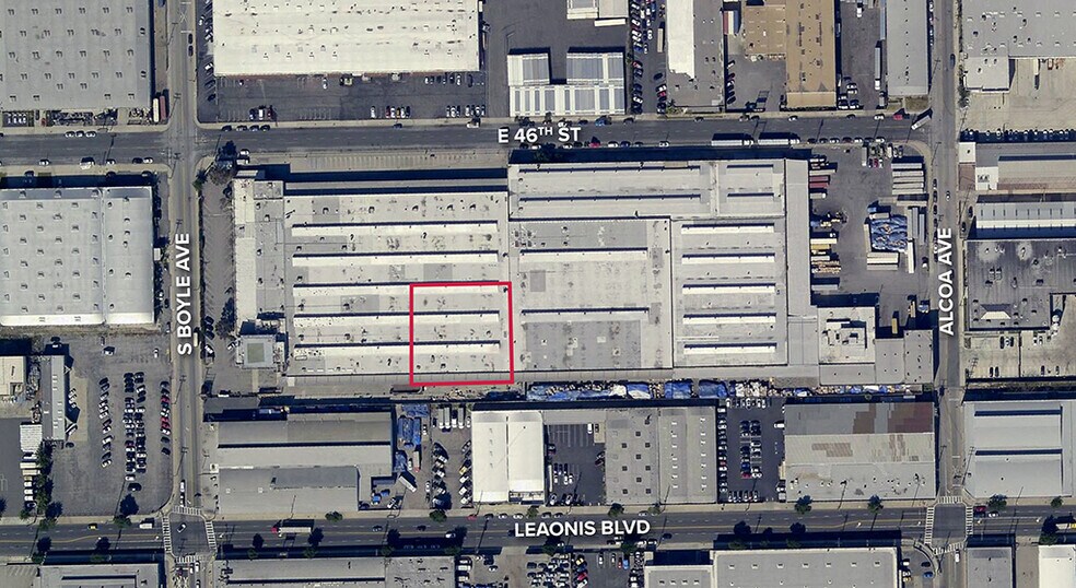 4700 S Boyle Ave, Vernon, CA à louer - Aérien – Image 2 sur 11