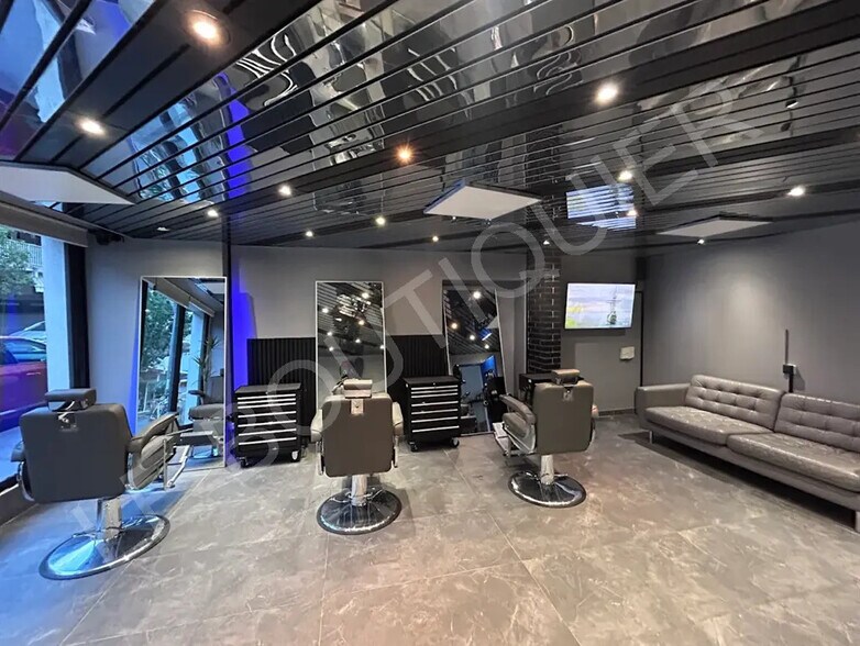 Local commercial dans Longjumeau à vendre - Photo de l’immeuble – Image 2 sur 5