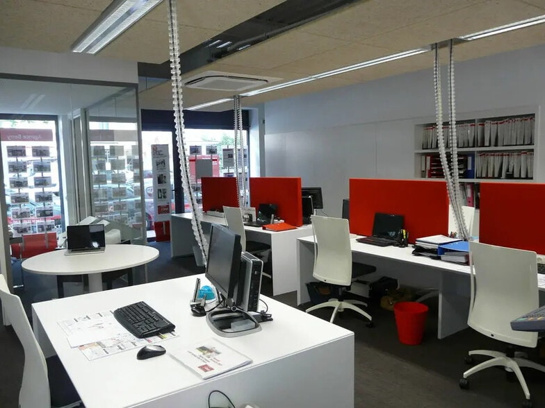 Local commercial dans Romans-sur-Isère à vendre - Photo intérieure – Image 3 sur 10