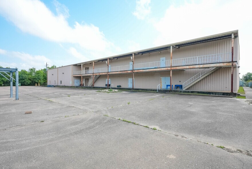 3194 Highway 69 N, Nederland, TX à vendre - Photo de l’immeuble – Image 3 sur 8