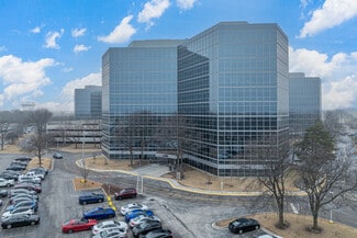 Plus de détails pour 4 Westbrook Corporate Ctr, Westchester, IL - Bureau à louer