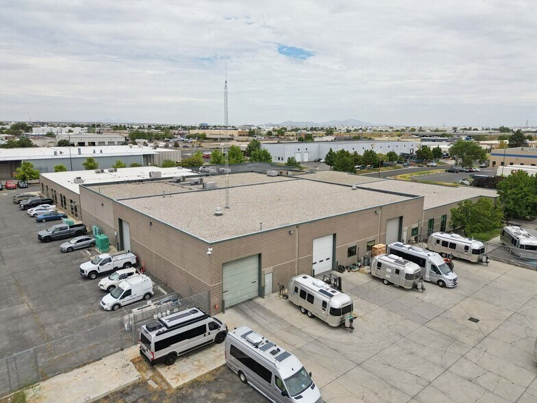 3131 W 2210 S, Salt Lake City, UT à vendre - Photo de l’immeuble – Image 2 sur 15