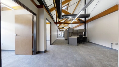 3001-3025 Miller Rd, Ann Arbor, MI à louer Photo intérieure– Image 1 sur 5