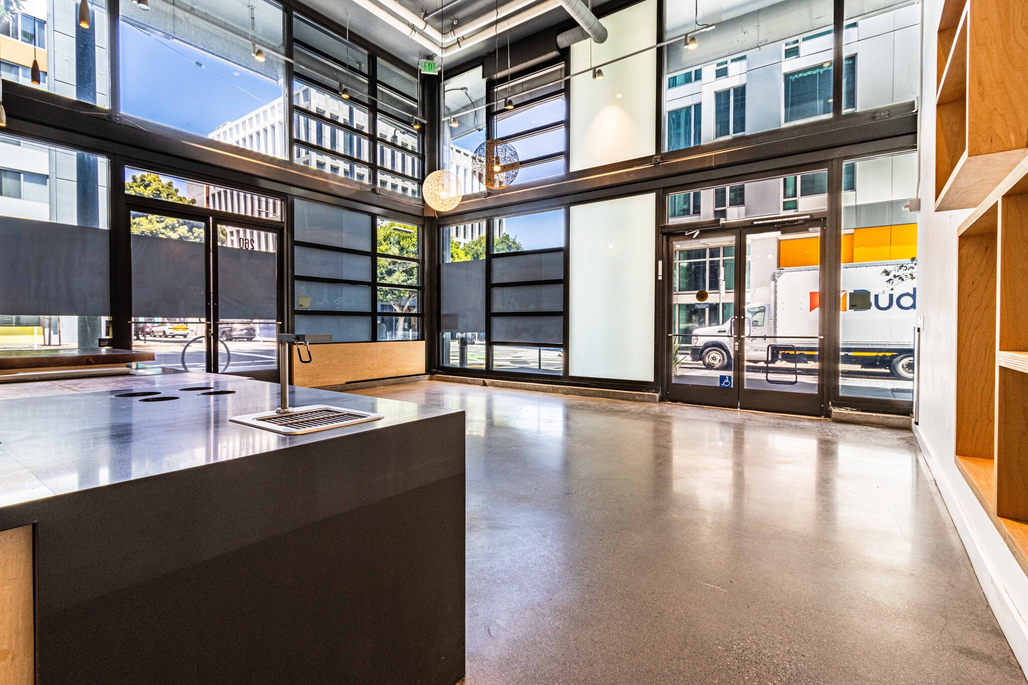 900 Folsom St, San Francisco, CA à louer Photo de l’immeuble– Image 1 sur 9
