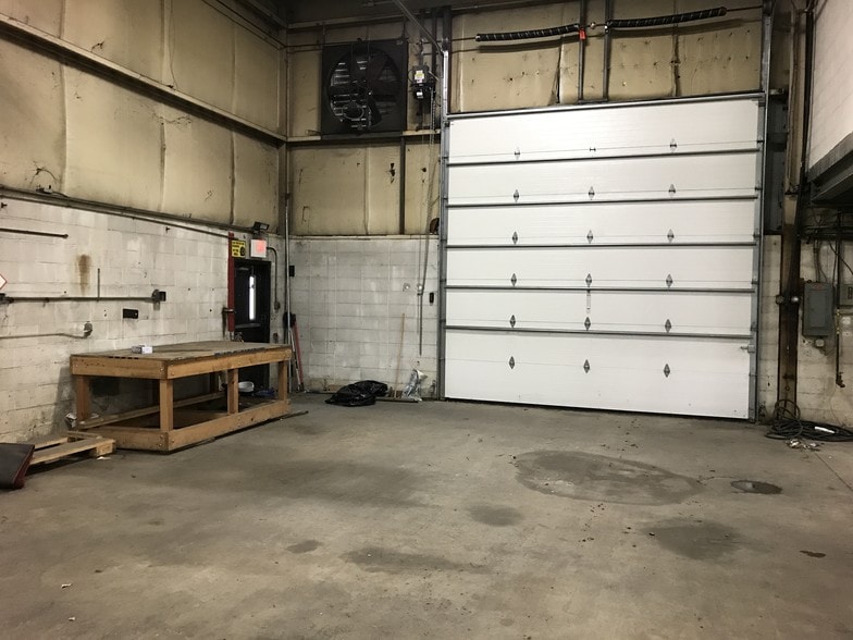 850 13th Ave, Bethlehem, PA à louer - Photo intérieure – Image 3 sur 15