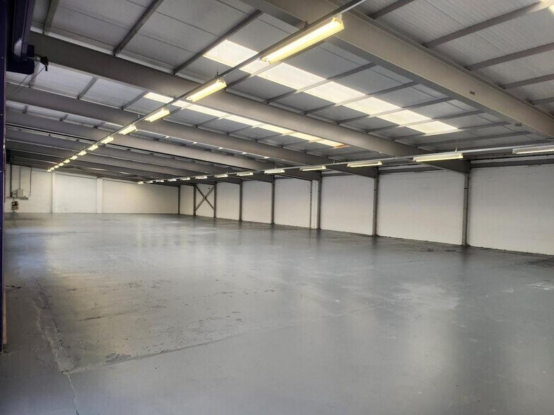 12A-12C Scott Lidgett Rd, Stoke On Trent à louer - Photo de l’immeuble – Image 3 sur 12