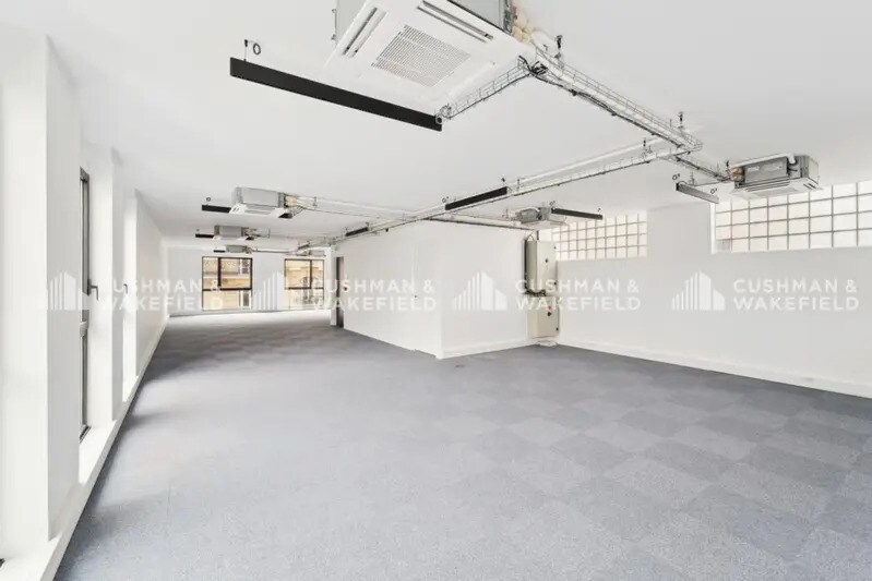 14-18 Rue Chartran, Neuilly-sur-Seine à louer - Photo de l’immeuble – Image 3 sur 14