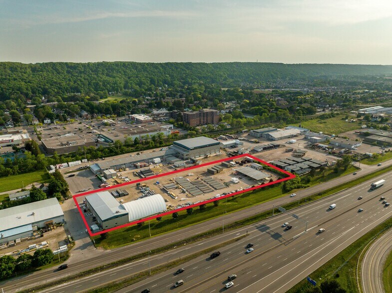 129 S Service Rd, Grimsby, ON à louer - Aérien – Image 1 sur 5