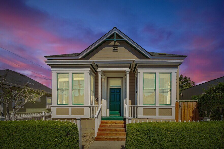 120 Maple St, Santa Cruz, CA à vendre - Photo de l’immeuble – Image 2 sur 26