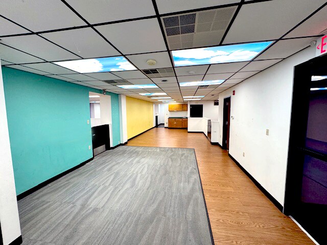 1829 University Dr, Dunbar, PA à louer - Photo intérieure – Image 3 sur 5