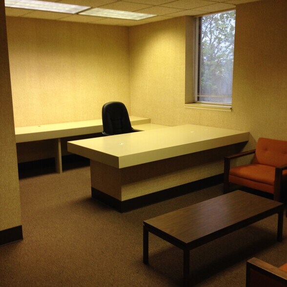 235 Terrace Ave, Huntington, WV à vendre - Photo de l’immeuble – Image 2 sur 9