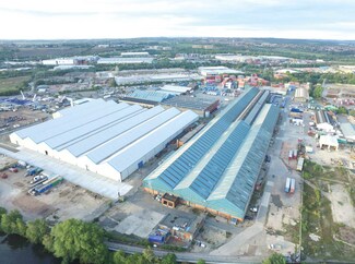 Plus de détails pour Haigh Park Rd, Leeds - Industriel/Logistique à louer