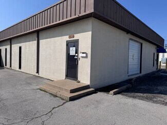 Plus de détails pour 10828 E Newton St, Tulsa, OK - Industriel/Logistique à louer